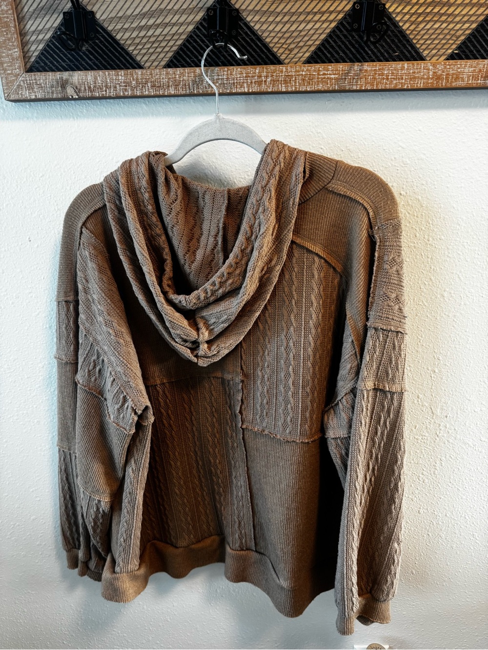 Women’s Brown Hooded Cable-Knit Sweater - Picture 2 of 3